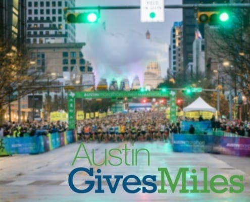 Crowd at Austin Gives Miles race start Crowd at Austin Gives Miles race start