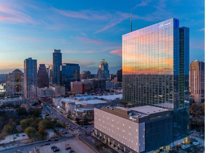 Image of the Fairmont Austin, courtesy of Visit Austin. Book a luxury hotel and make your Austin Marathon weekend that much more memorable. More information at https://youraustinmarathon.com/austin-luxury-hotels/ Image of the Fairmont Austin, courtesy of Visit Austin. Book a luxury hotel and make your Austin Marathon weekend that much more memorable. More information at https://youraustinmarathon.com/austin-luxury-hotels/