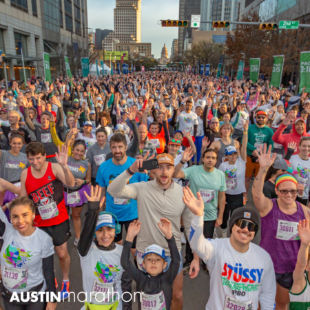 Crowd of runners at Austin Marathon start